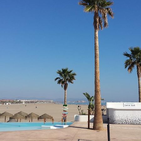 Apartment On Carrer Del Dr. Lluch Валенсия Екстериор снимка