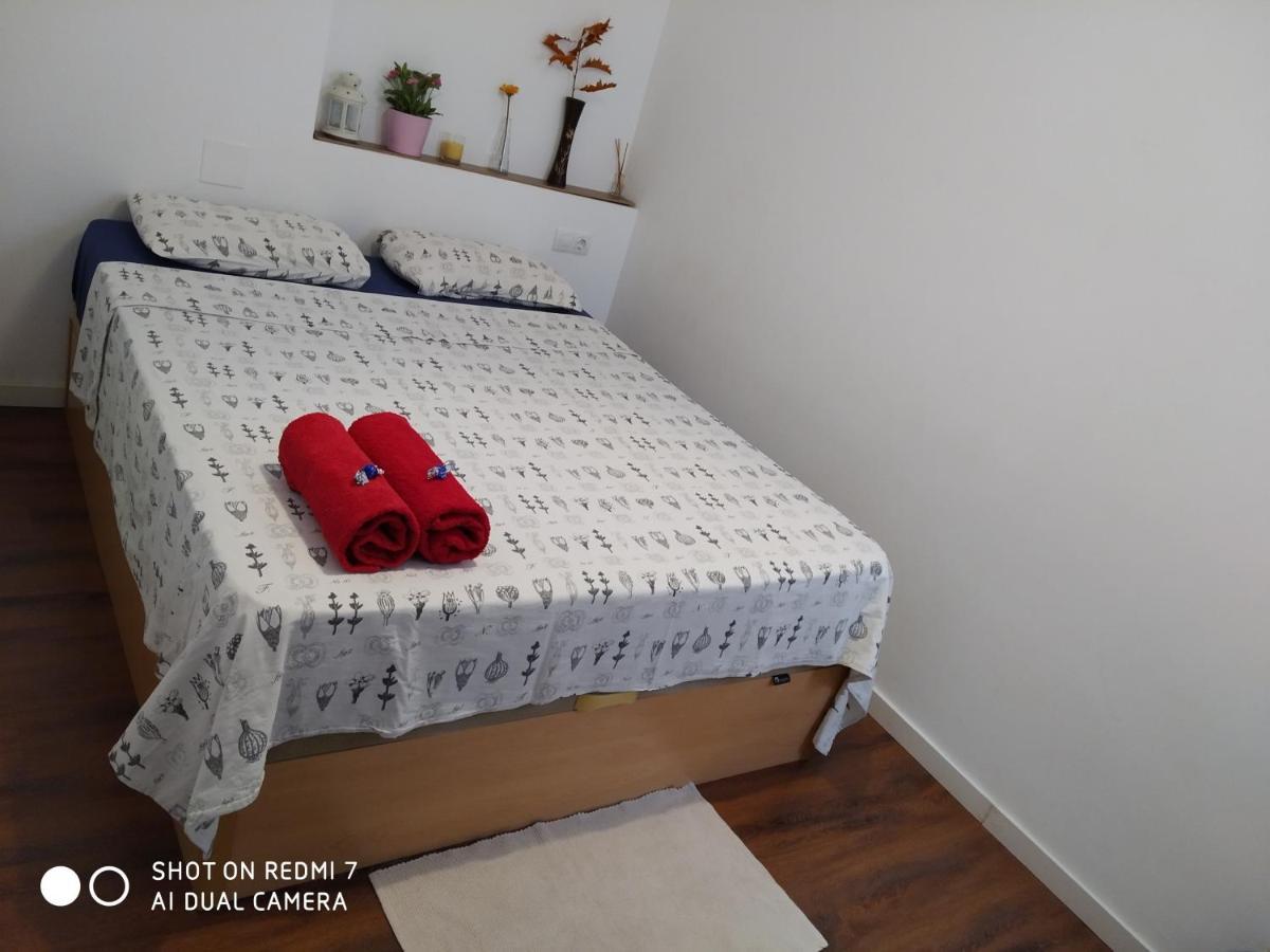 Apartment On Carrer Del Dr. Lluch Валенсия Екстериор снимка