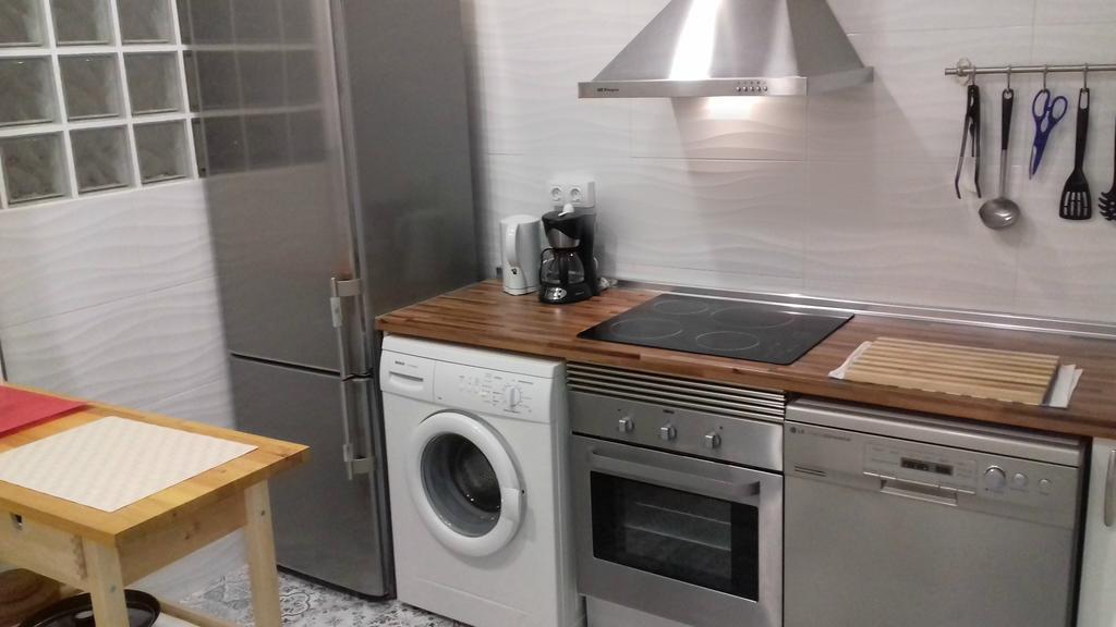 Apartment On Carrer Del Dr. Lluch Валенсия Екстериор снимка